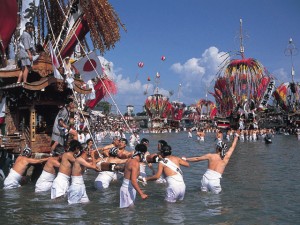 川渡り神幸祭